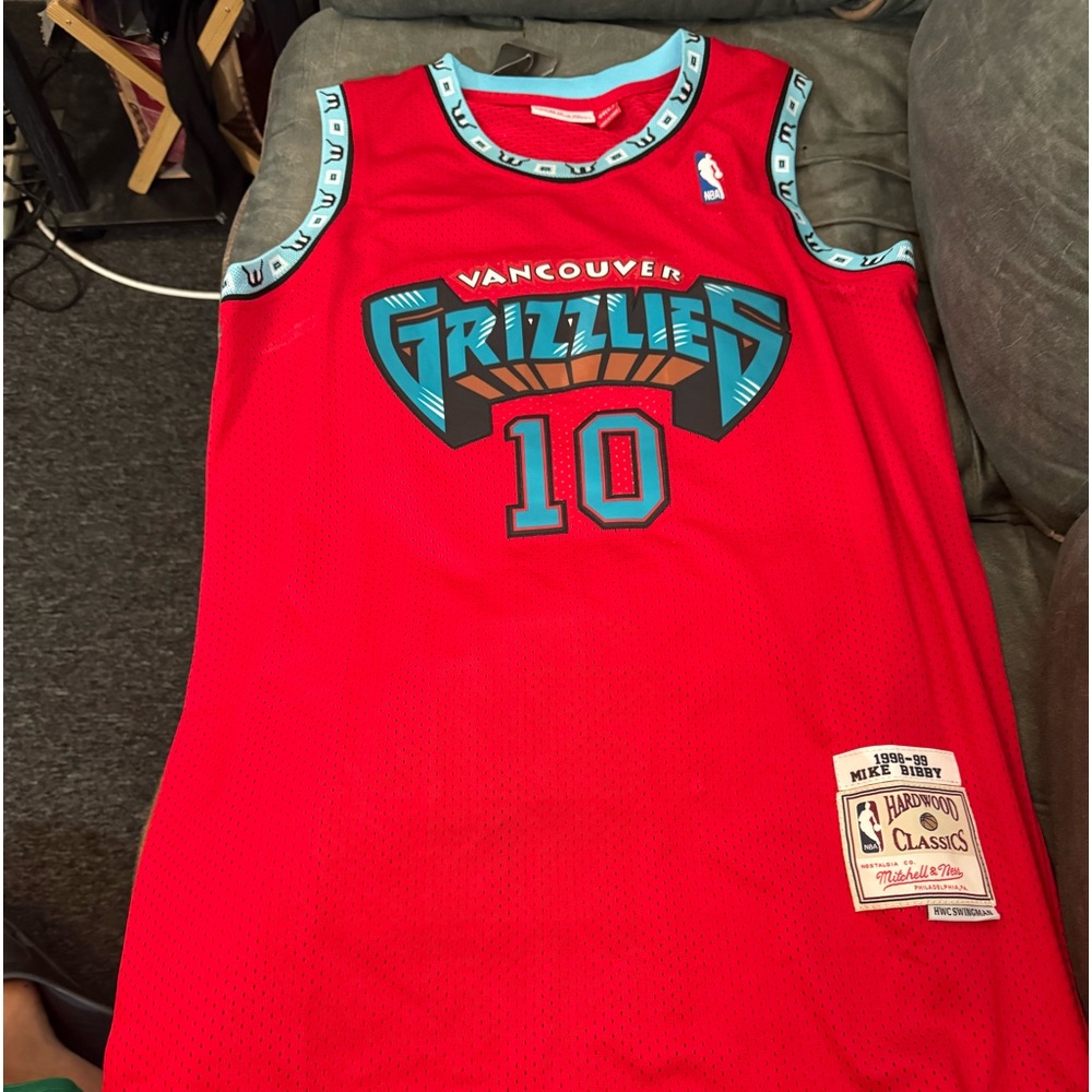 Vancouver Grizzlies Mike Bibby Mitchell & Ness Jersey